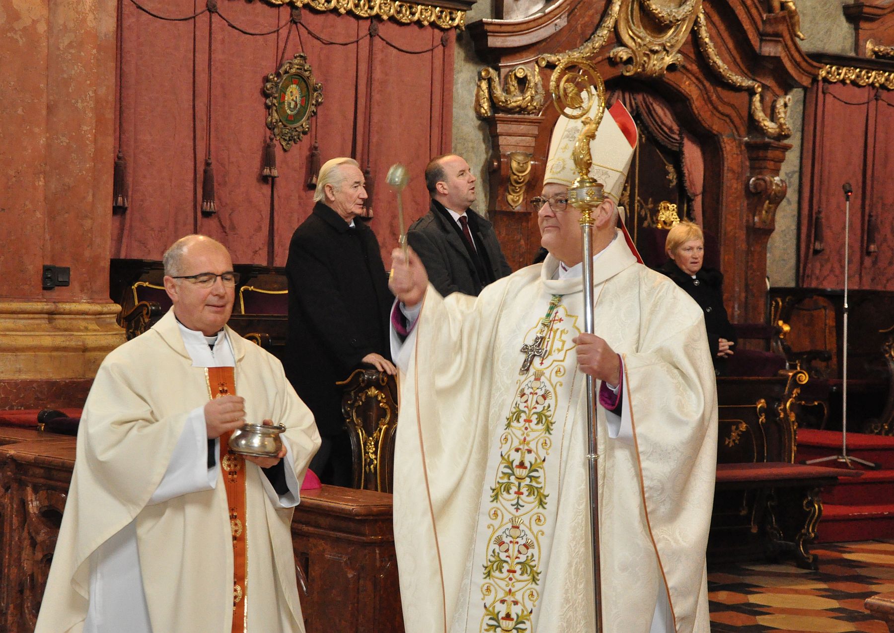 „Aki benne bízik, nem csalódik” - újévi püspöki szentmise a Bazilikában